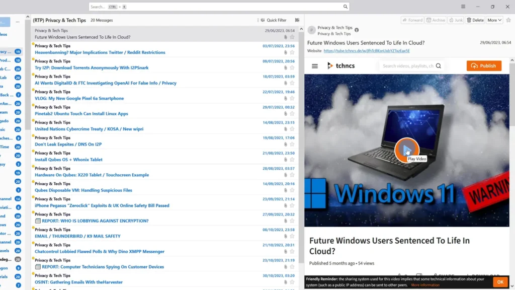 Video is displayed inside Thunderbird if webpage view is activated The video is displayed inside Thunderbird on the right side, now that webpage view is activated.
